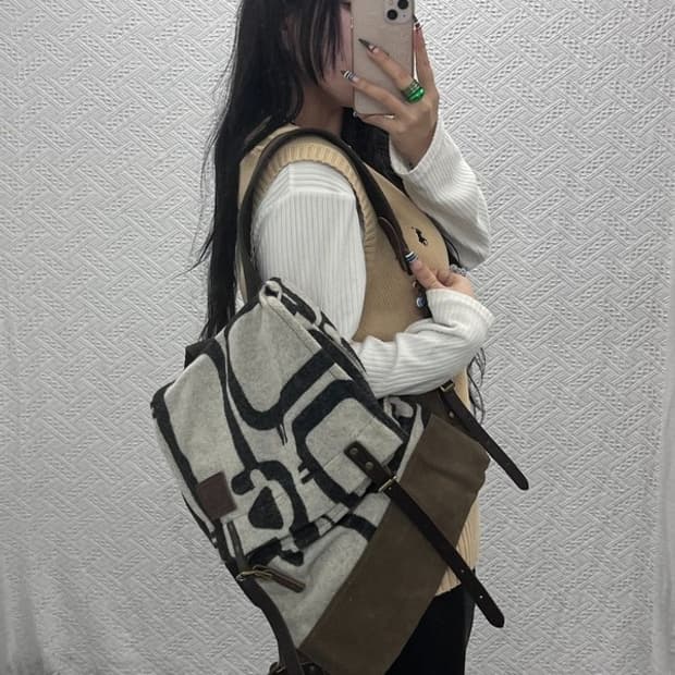 울리치 히피 보헤미안 유니크 기하학 패턴 크림 백팩 C07988