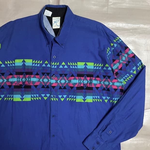 빈티지 아즈텍 패턴 셔츠