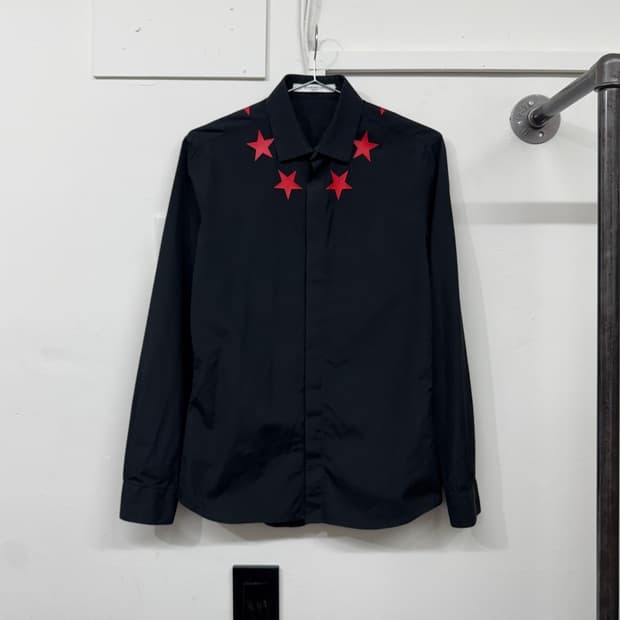 [39] 지방시 15ss 스타 패치 셔츠