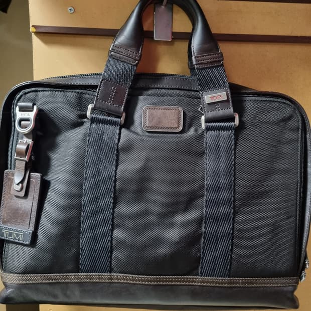 투미 남성 서류가방 