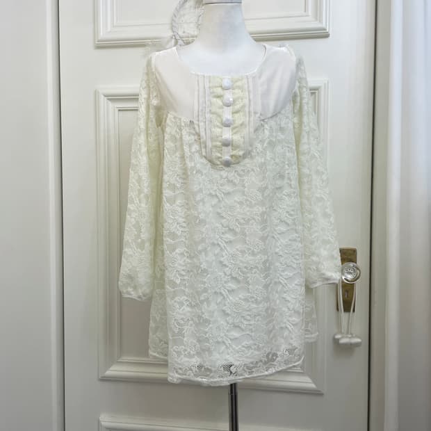 ivory lace velvet mini opc