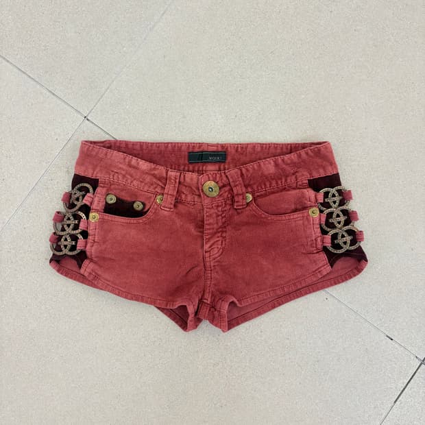 레드 사이드장식 반바지