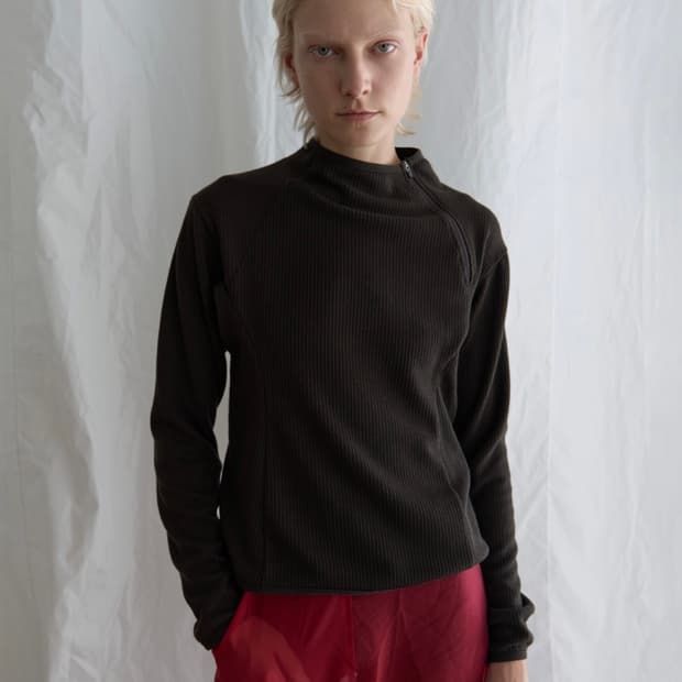 파이카 집업 스웨터