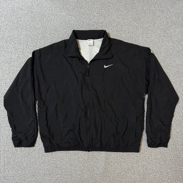 [정가 17만원] 나이키 빅로고 바람막이 L