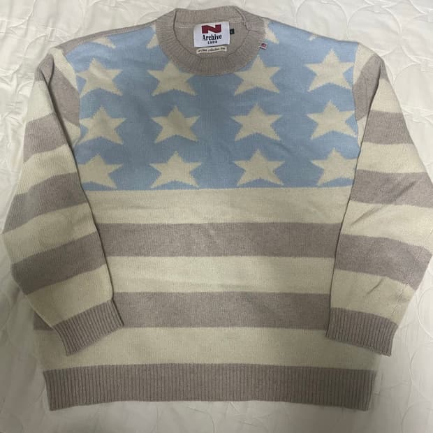 비욘드클로젯 스카이블루 아메리카 니트