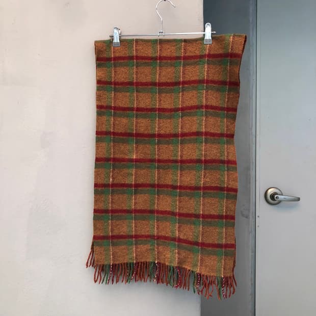 vintage check muffler