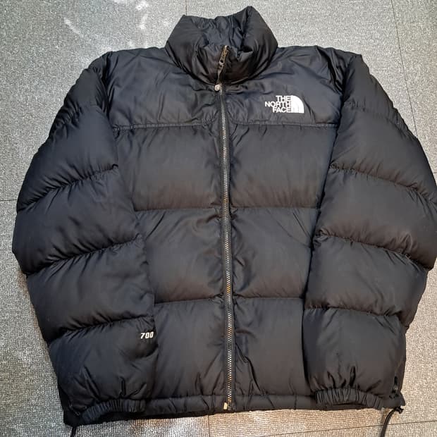 노스페이스 눕시 700 패딩 블랙