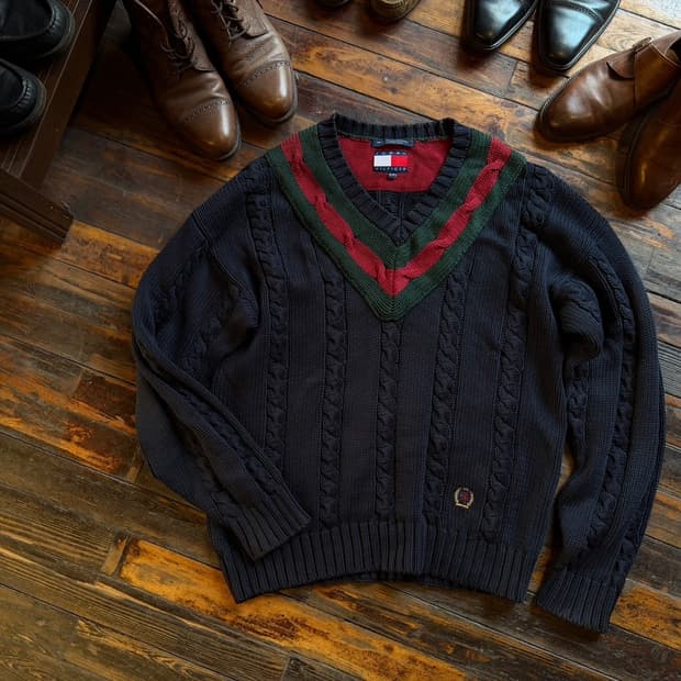 타미힐피거 케이블 니트 105