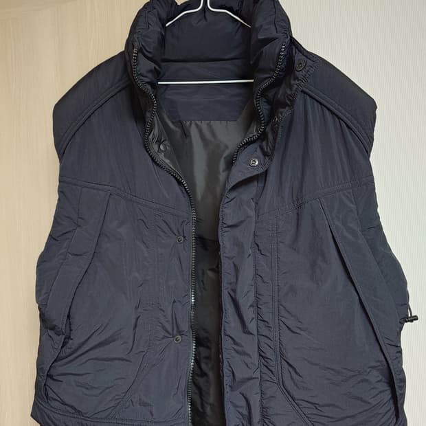 [46/105] 준지 23FW 크롭 구스 다운 패딩 베스트 조끼 패쪼