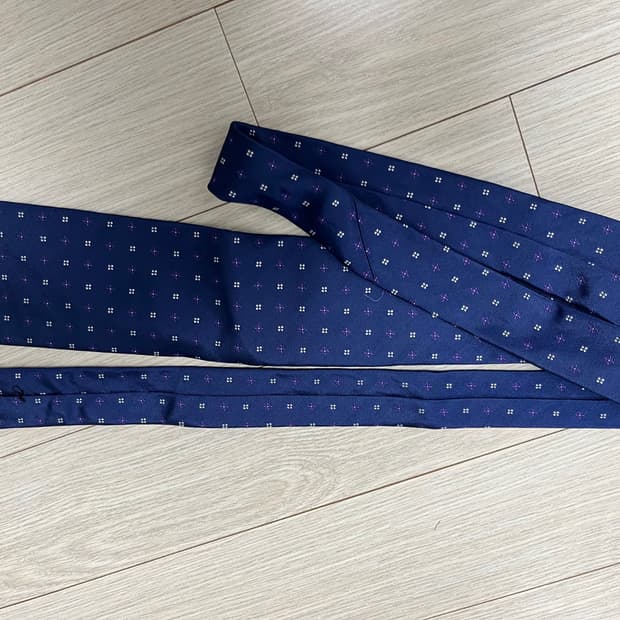 브룩스 브라더스 실크 넥타이