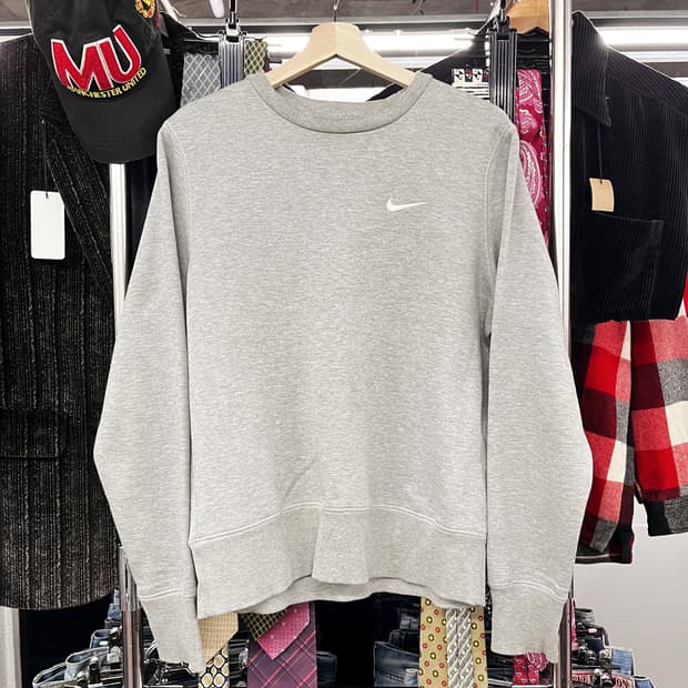 (M) 나이키 스우시 그레이 맨투맨