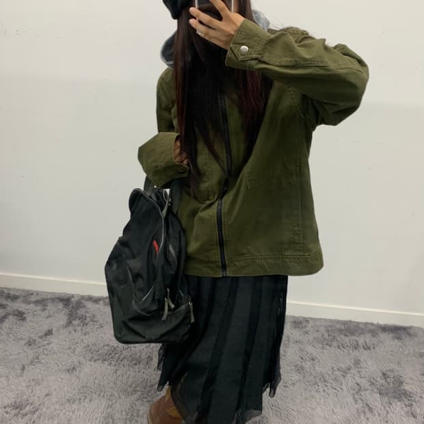 블랙 디테일 롱스커트