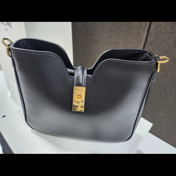 셀린느 백화점교환 410->350(60만원할인)