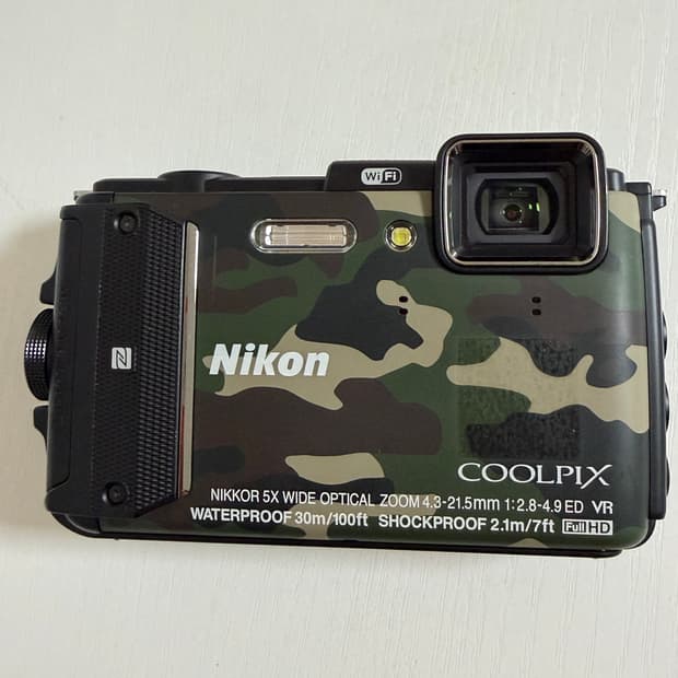 니콘 AW130S 방수 카메라