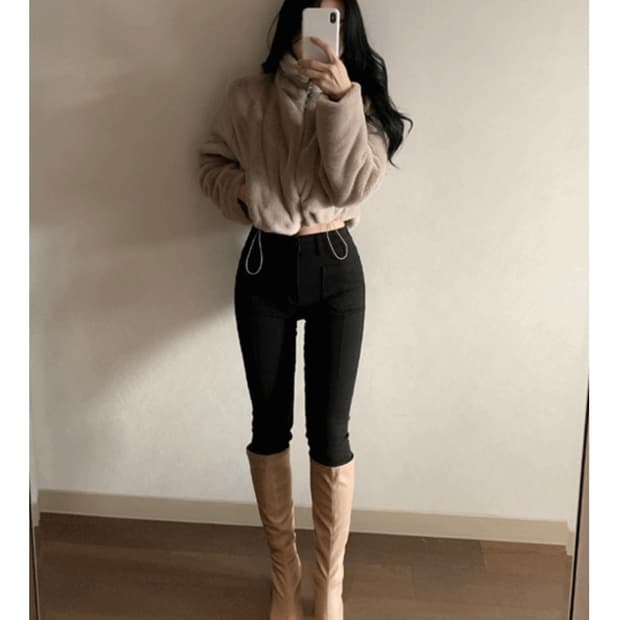 플랫버드 오뉴 소프트 크롭 퍼 자켓 무스탕