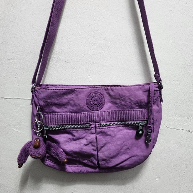 키플링 퍼플 미니 크로스백