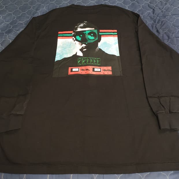 (단종매물) GU 언더커버 그래픽 프린팅 컷라인 롱슬리브 블랙 (XL)