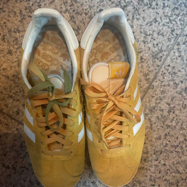 아디다스 스페지알 핸드볼 옐로우 크림 화이트