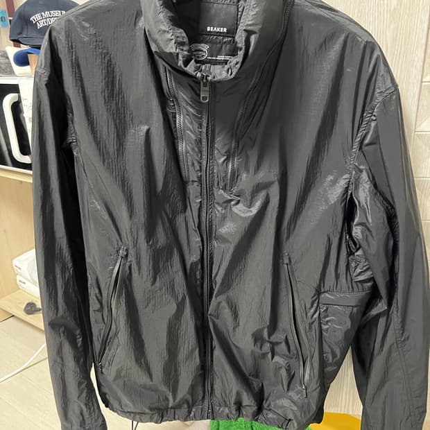 비이커 오리지널 윈드브레이커/바람막이