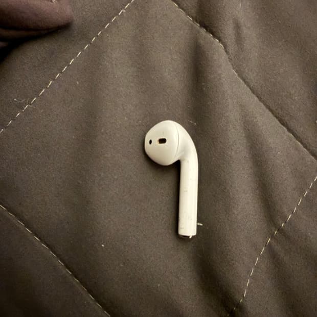 에어팟 2세대 유닛 오른쪽