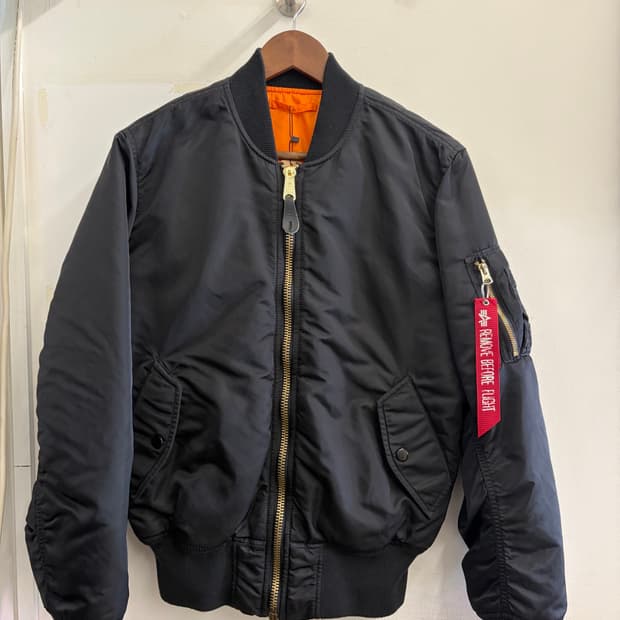 N247. 알파인더스트리 ma-1 자켓