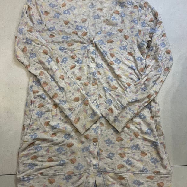 히스테릭 글래머 퍽베어 가디건 판매합니다!