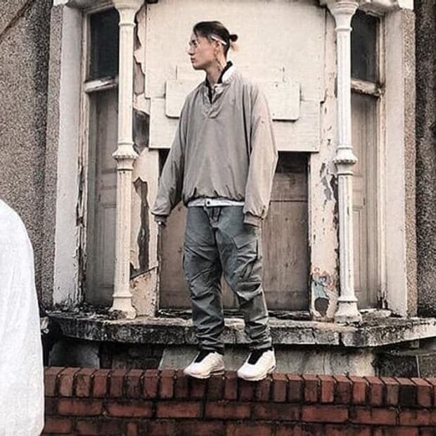 딘 착용 90년도 빈티지 나이키 카키 믹스 베이지 브라운 웜업