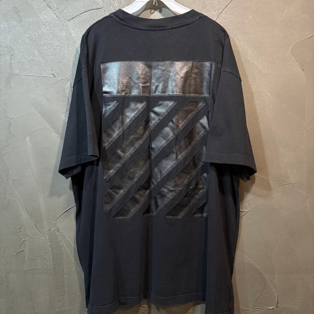 [L] OFF-WHITE 오프화이트 반팔 티셔츠