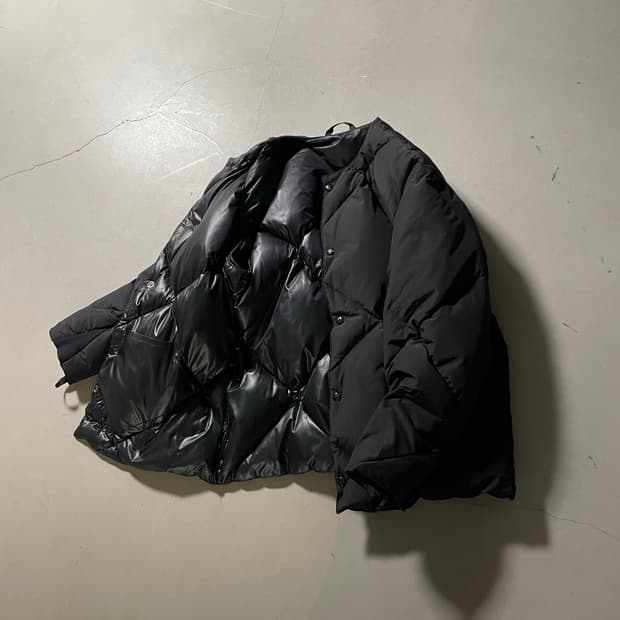 콤피 아웃도어 가먼트 Down Jacket