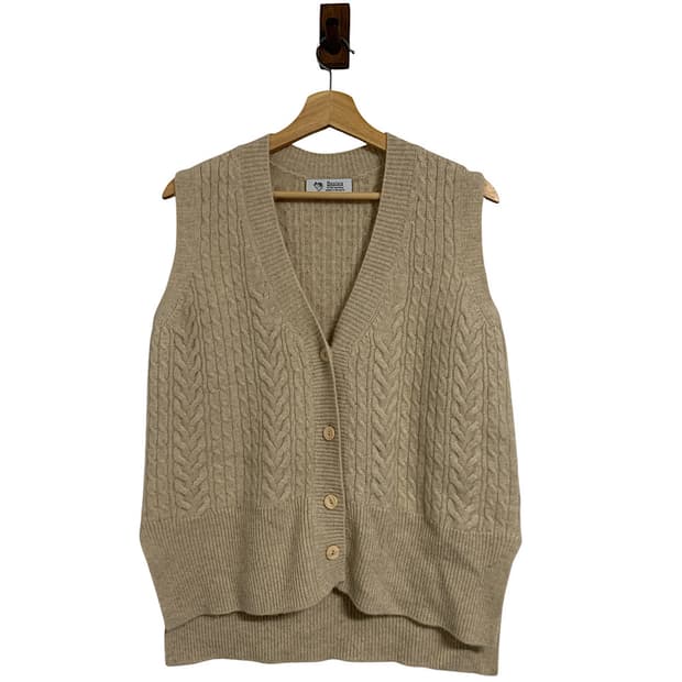 Basileia 바실레이아 100% 캐시미어 케이블 니트 베스트