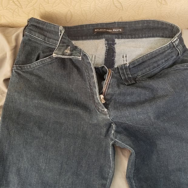 발렌시아가 데님팬츠