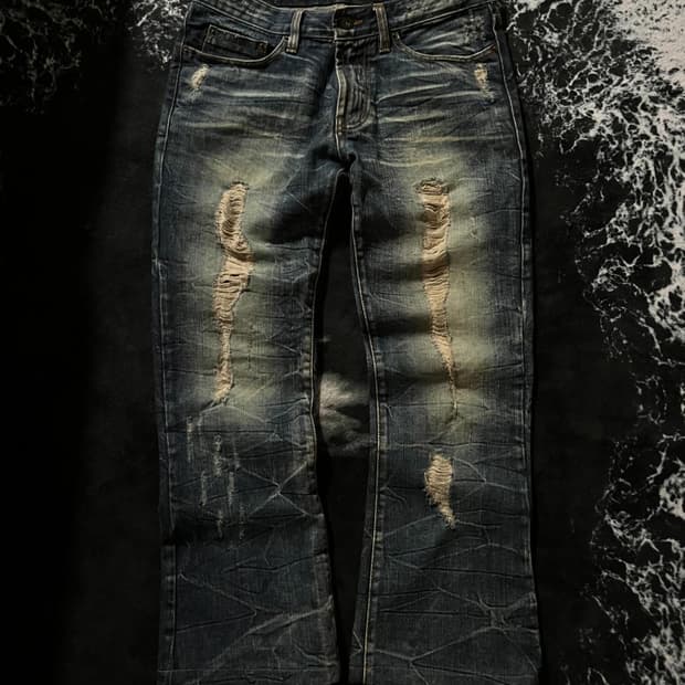 g.o.a 00‘s y2k 워싱데미지 데님팬츠