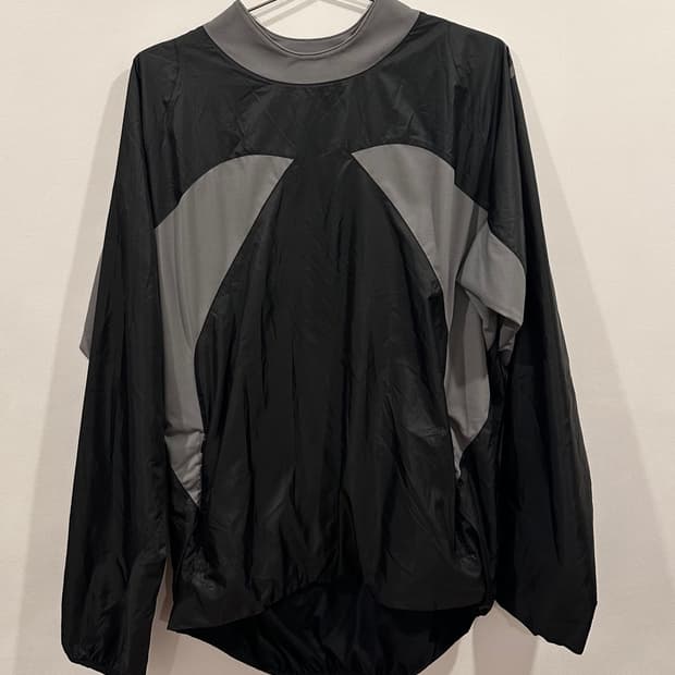 [새상품] 키코 코스타디노브 아식스 트랙 탑