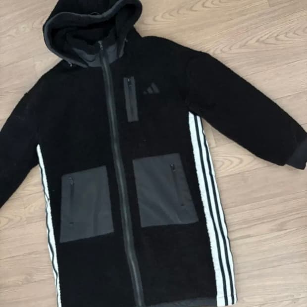 아디다스 간절기용 후리스 양털 뽀글이 쉐르파 후드 자켓 여성am 오버핏