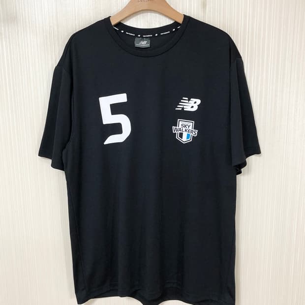 V-리그 뉴발란스 천안 현대캐피탈 스카이워커스 선수실착 트레이닝셔츠 #5