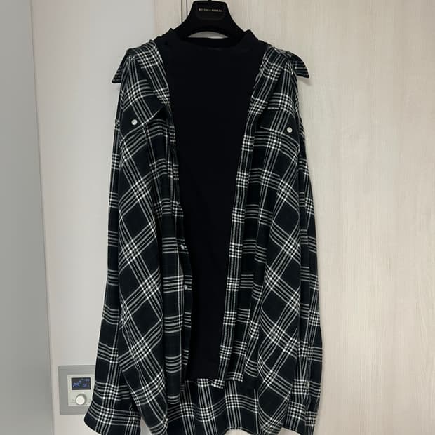 [3] 발렌시아가 트롱프뢰유 레이어드 셔츠 티셔츠