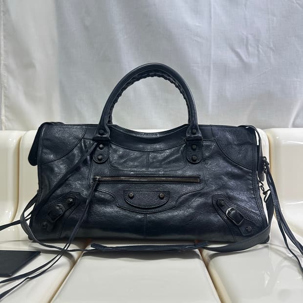 [A 정품] 발렌시아가 시티 모터백 파트타임 블랙