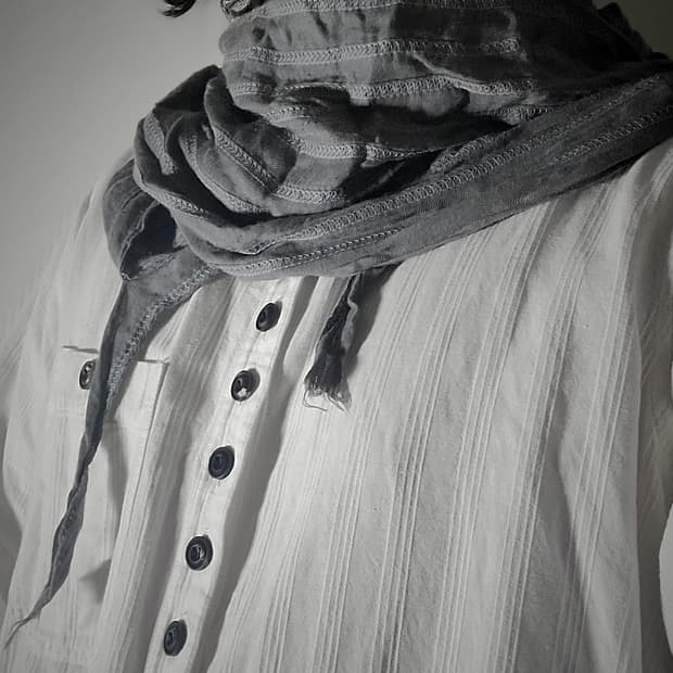 아이작 셀럼 머플러