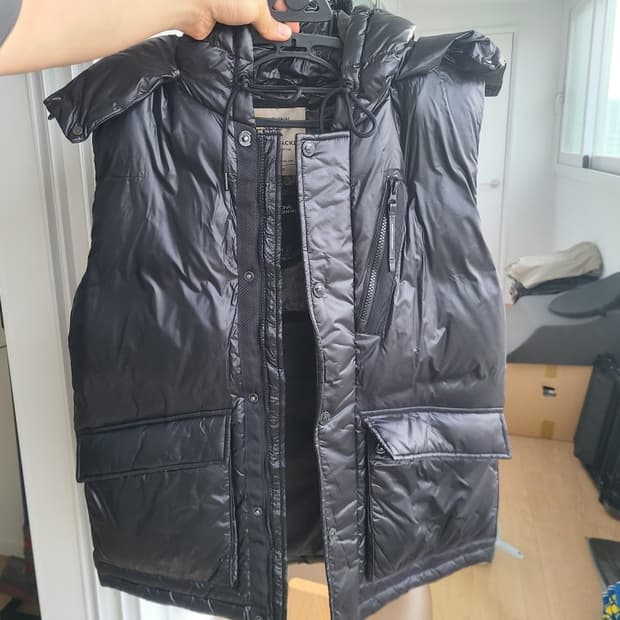 내셔널 지오그래픽 피타 덕다운베스트 새제품