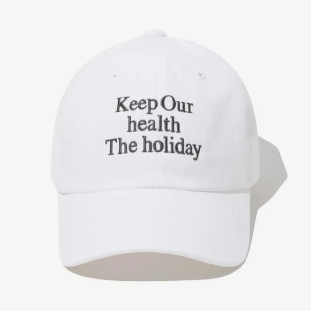 밀로아카이브 자수 볼캡 화이트