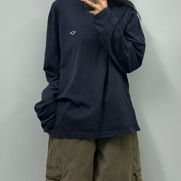 네이더스 자수로고 네이비 롱슬리브 긴팔티 