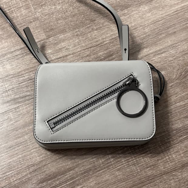 찰스앤키스 크로스백