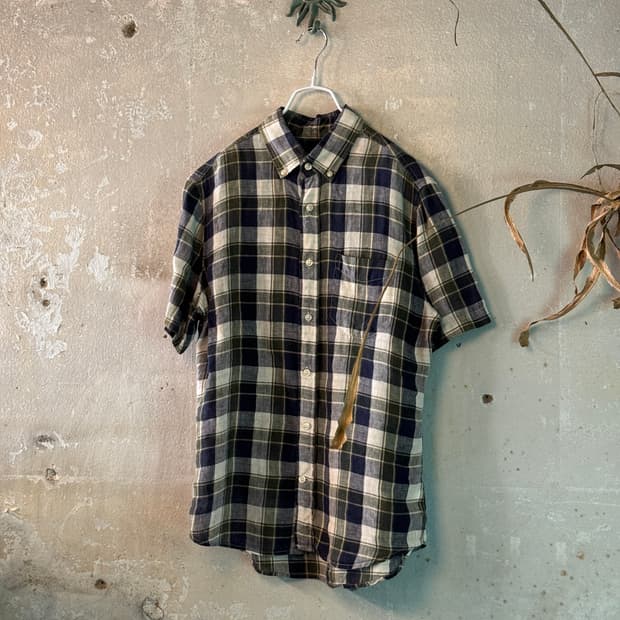 44-66 ) GAP Plaid Linen Shirt