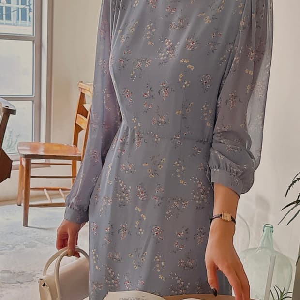 (미개봉, 새상품) 리리앤코 예리 플라워 롱 원피스 긴팔 소라 2사이즈