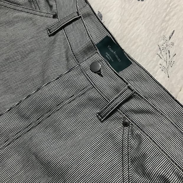 언더마이카 스트라이프 더블니