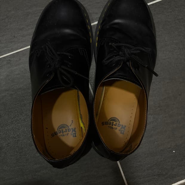 (42) 닥터마틴 1461