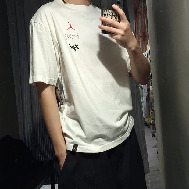 나이키 에어조던 X 자이언 화이트 시즈널 올드스쿨 스트릿 반팔 티셔츠 L