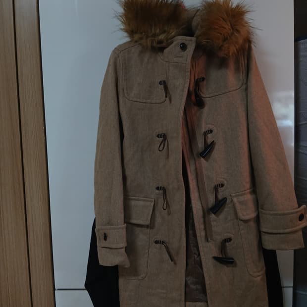 GAP 퍼 후드 코트