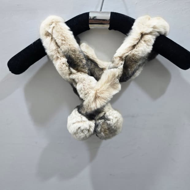 리얼 퍼 폼폼 머플러