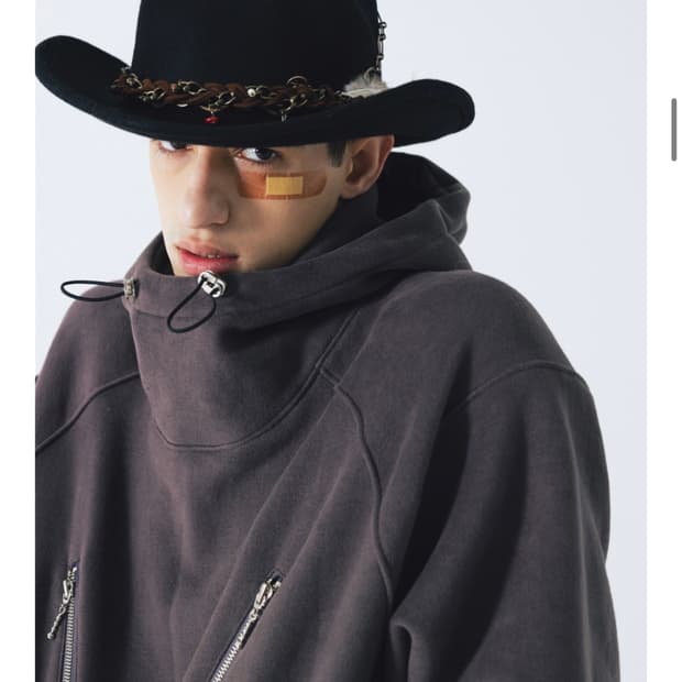 에씰미 지퍼 하이넥 후드